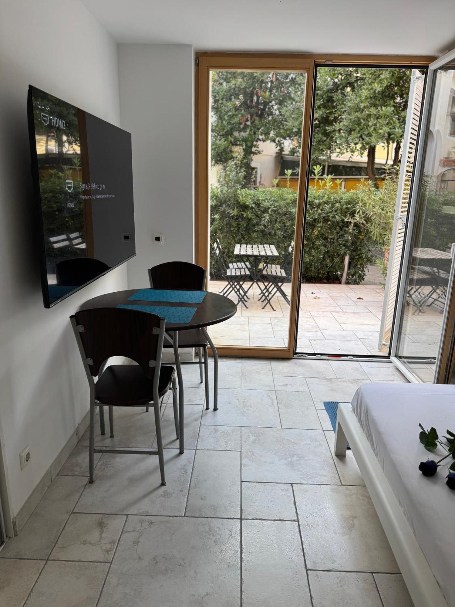 Anabella Apartment อิซอลา ภายนอก รูปภาพ